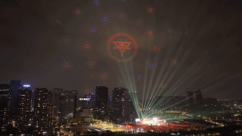 17468465592602108.gif